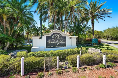 1661 Balfour Point Drive West Palm Beach FL 33411