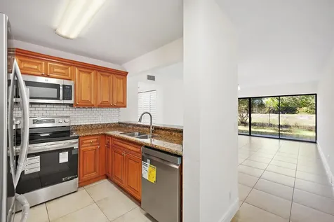 1661 Balfour Point Drive West Palm Beach FL 33411
