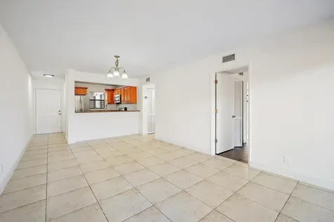 1661 Balfour Point Drive West Palm Beach FL 33411