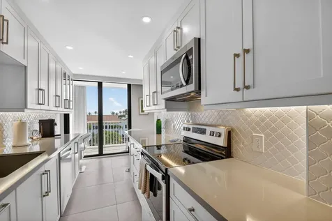 2860 S Ocean Boulevard Palm Beach FL 33480