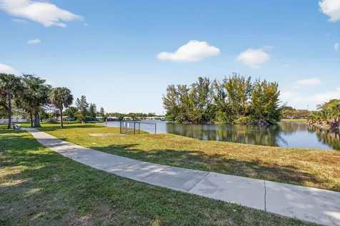 4561 Nw 16th Avenue Tamarac FL 33309