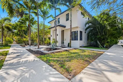 549 Ne 10th Avenue Fort Lauderdale FL 33301