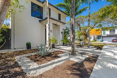 549 Ne 10th Avenue Fort Lauderdale FL 33301