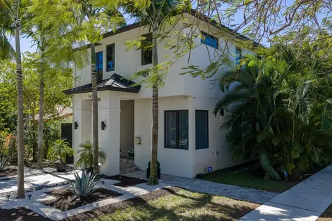 549 Ne 10th Avenue Fort Lauderdale FL 33301