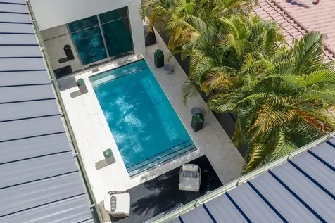 549 Ne 10th Avenue Fort Lauderdale FL 33301