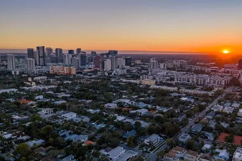 549 Ne 10th Avenue Fort Lauderdale FL 33301