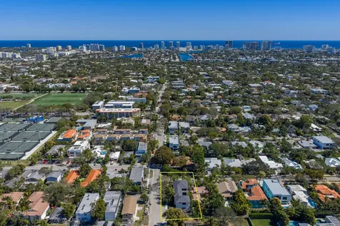 549 Ne 10th Avenue Fort Lauderdale FL 33301