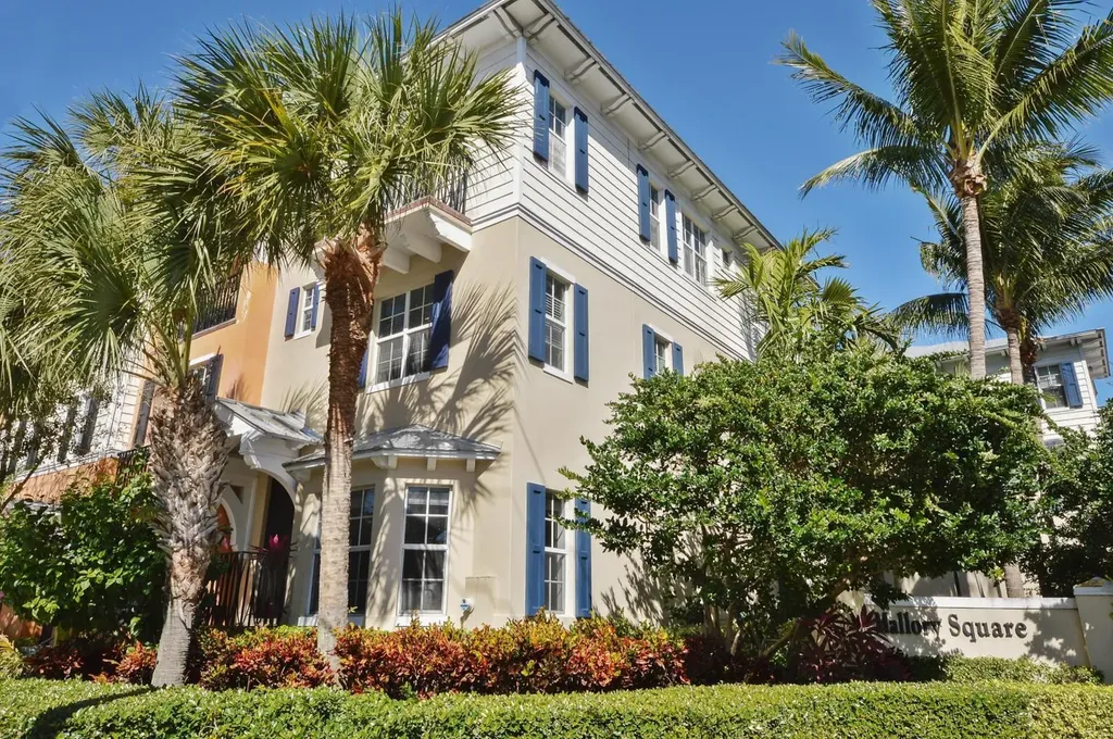 304 W Mallory Circle Delray Beach FL 33483