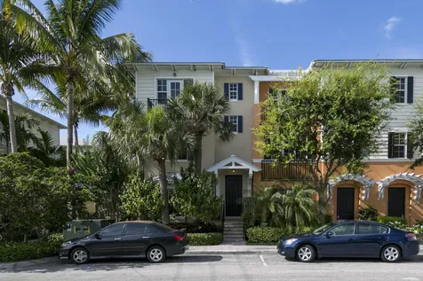 304 W Mallory Circle Delray Beach FL 33483