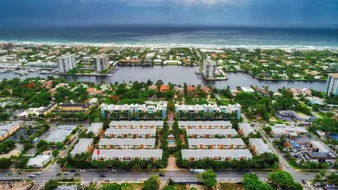 304 W Mallory Circle Delray Beach FL 33483