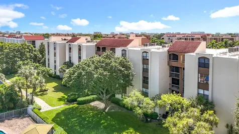 955 Egret Circle Delray Beach FL 33444