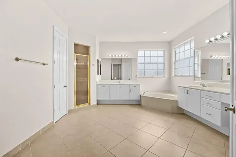 206 Nw Magnolia Lakes Boulevard Port Saint Lucie FL 34986