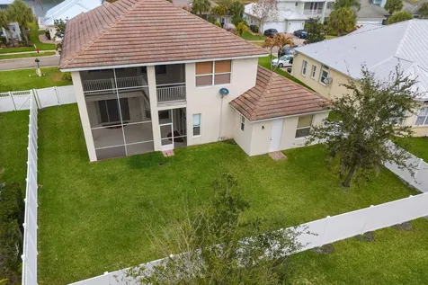 206 Nw Magnolia Lakes Boulevard Port Saint Lucie FL 34986