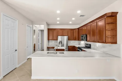 206 Nw Magnolia Lakes Boulevard Port Saint Lucie FL 34986