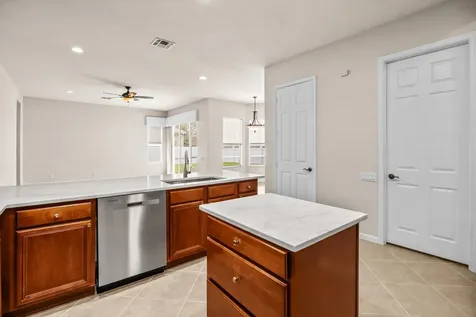 206 Nw Magnolia Lakes Boulevard Port Saint Lucie FL 34986