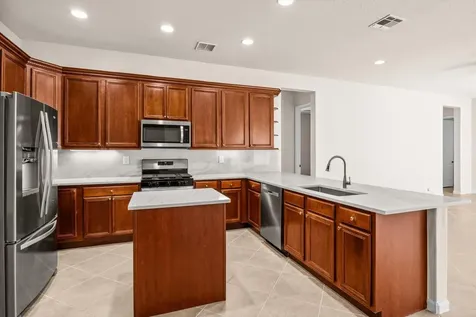 206 Nw Magnolia Lakes Boulevard Port Saint Lucie FL 34986