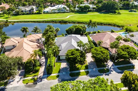 2800 Twin Oaks Way Wellington FL 33414