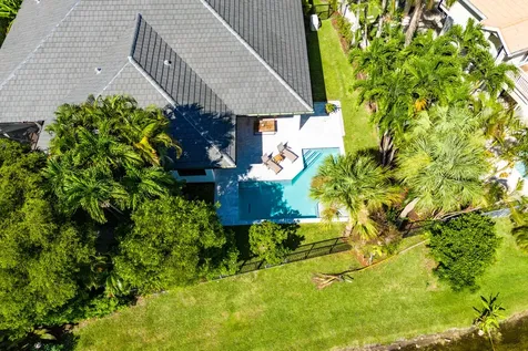2800 Twin Oaks Way Wellington FL 33414
