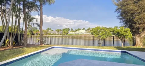 2800 Twin Oaks Way Wellington FL 33414
