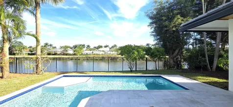 2800 Twin Oaks Way Wellington FL 33414