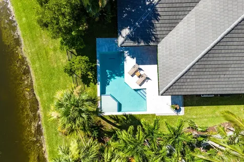 2800 Twin Oaks Way Wellington FL 33414
