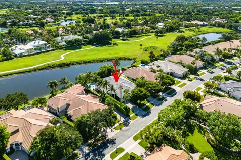 2800 Twin Oaks Way Wellington FL 33414