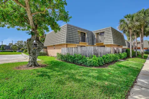 3721 37th Way West Palm Beach FL 33407