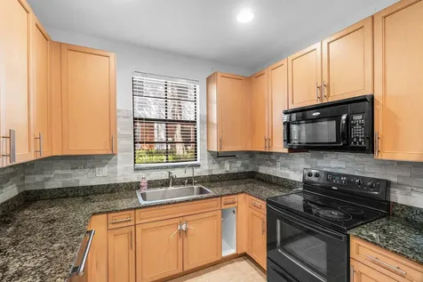 238 E Chrystie Circle Delray Beach FL 33484