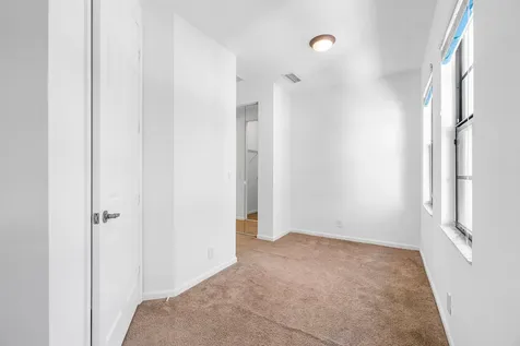 238 E Chrystie Circle Delray Beach FL 33484