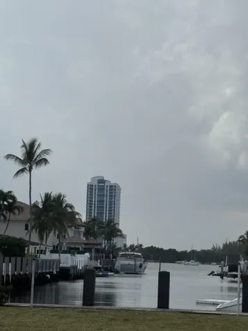17051 Ne 35th Avenue North Miami Beach FL 33160