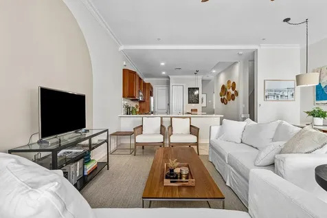 150 Ne 6th Avenue Delray Beach FL 33483