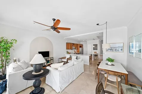 150 Ne 6th Avenue Delray Beach FL 33483