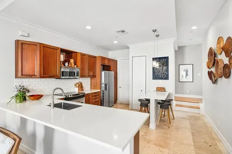 150 Ne 6th Avenue Delray Beach FL 33483