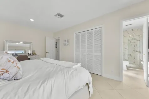 401 NE 10th Terrace Terrace Boca Raton FL 33432