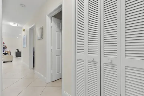 401 NE 10th Terrace Terrace Boca Raton FL 33432
