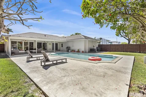 401 NE 10th Terrace Terrace Boca Raton FL 33432