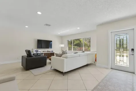401 NE 10th Terrace Terrace Boca Raton FL 33432