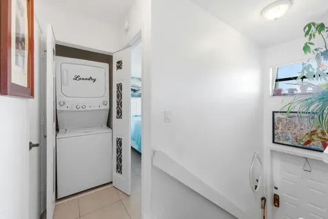 304 Liberty Court Deerfield Beach FL 33442