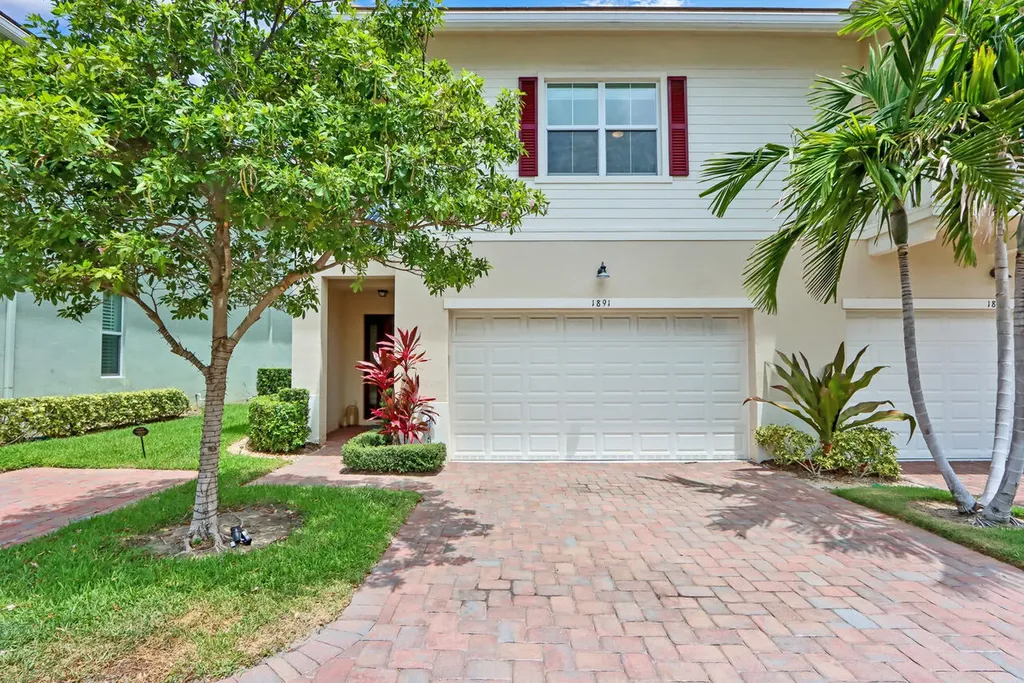 1891 Juno Landing Lane North Palm Beach FL 33408