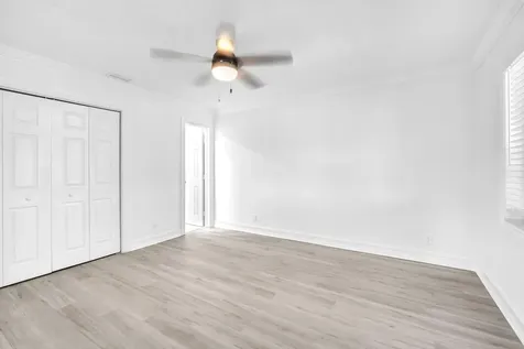 1015 Spanish River Road Boca Raton FL 33432