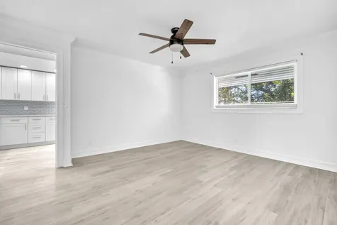 1015 Spanish River Road Boca Raton FL 33432