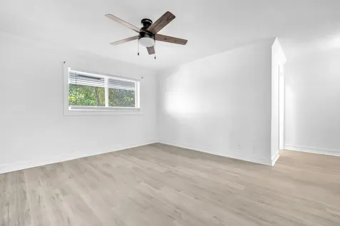 1015 Spanish River Road Boca Raton FL 33432