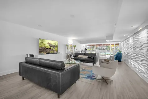 1015 Spanish River Road Boca Raton FL 33432