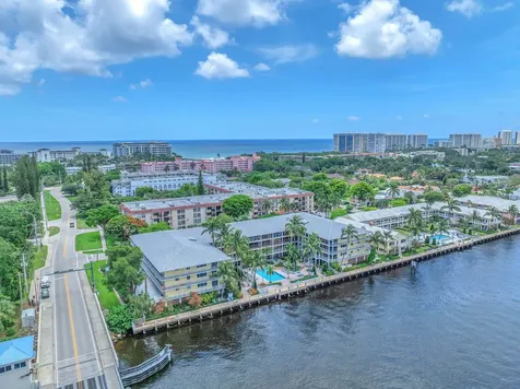 1015 Spanish River Road Boca Raton FL 33432