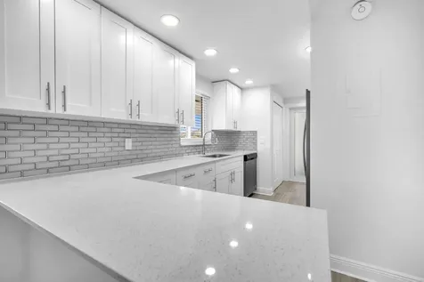 1015 Spanish River Road Boca Raton FL 33432