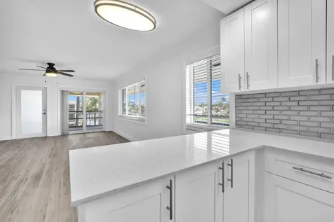 1015 Spanish River Road Boca Raton FL 33432