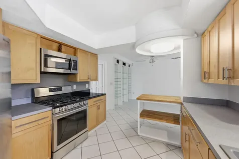 9696 Honeysuckle Avenue Palm Beach Gardens FL 33410