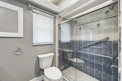 9696 Honeysuckle Avenue Palm Beach Gardens FL 33410