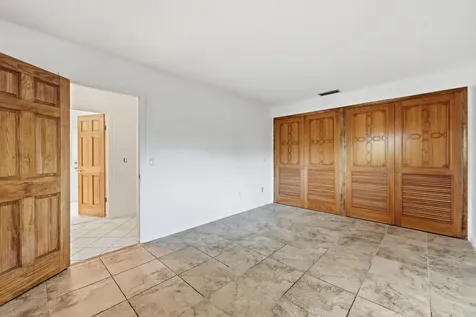 9696 Honeysuckle Avenue Palm Beach Gardens FL 33410