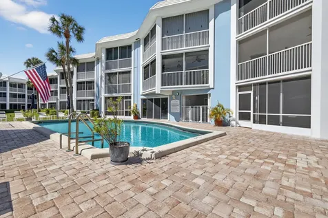 700 Ne Harbour Terrace Boca Raton FL 33431